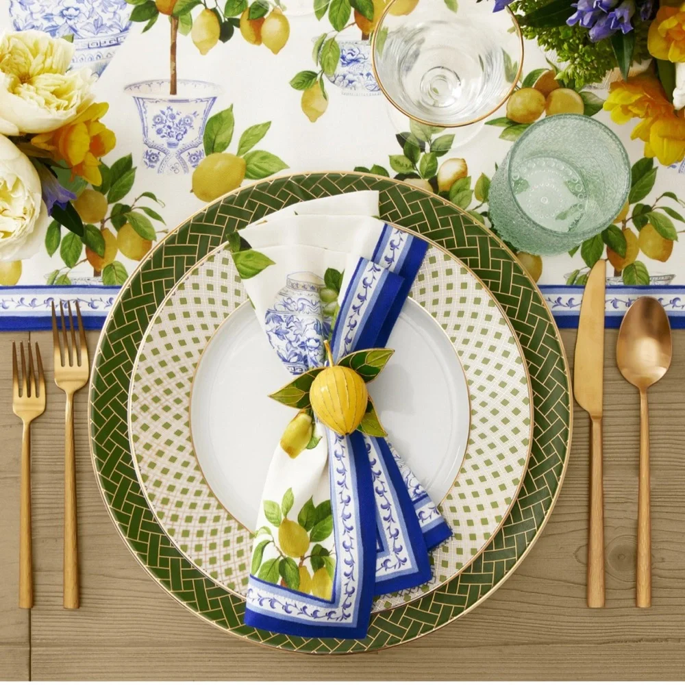 New Williams Sonoma Limone Dinner Napkins – Set of 8 NWT